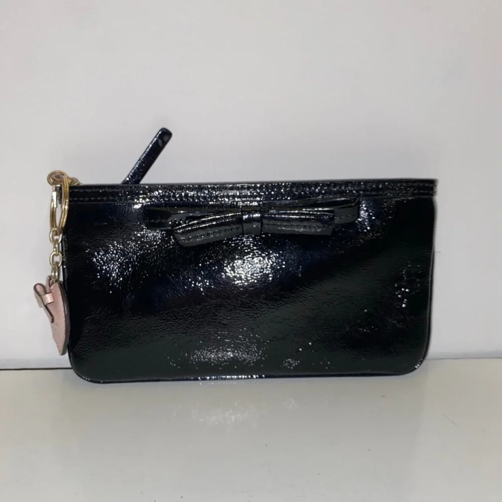 Kate Spade York Bow Front Pochette Wristlet Clutch with charm